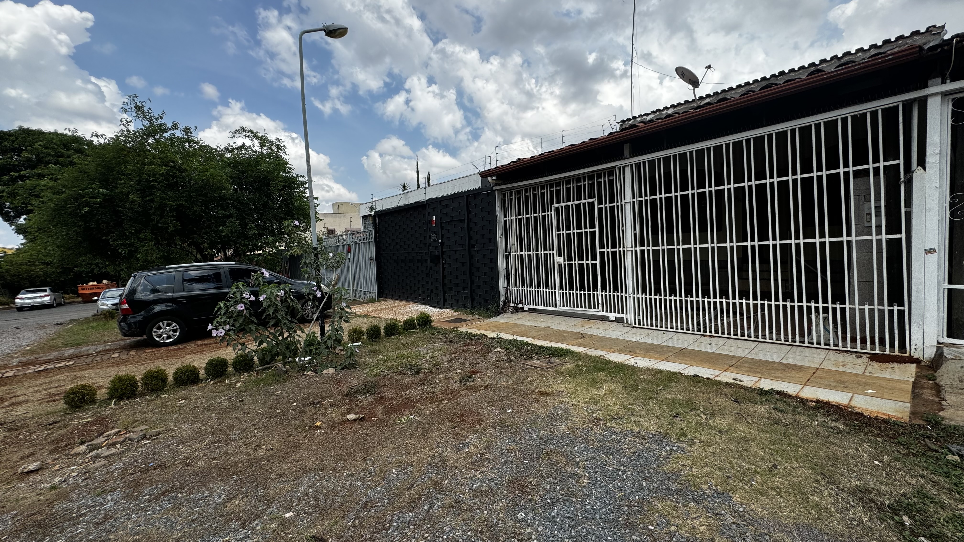 SHIGS 711 - Casa térrea - Oportunidade